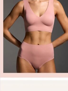 EBY SET BRA AND BIKINI 👙